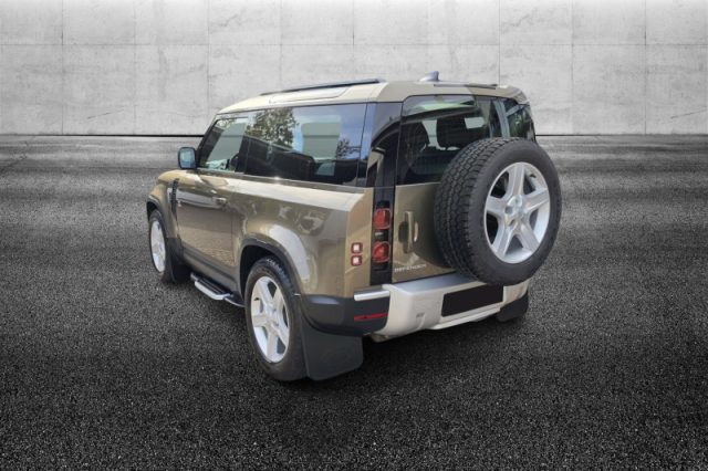 Land Rover Defender 90 3.0D I6 200 CV AWD Auto SE - foto 2 di 4