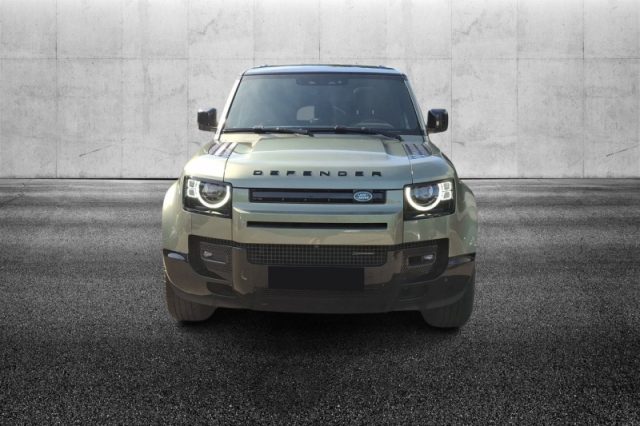 Land Rover Defender 110 3.0D I6 300 CV AWD Auto X-Dynamic SE - foto 4 di 4