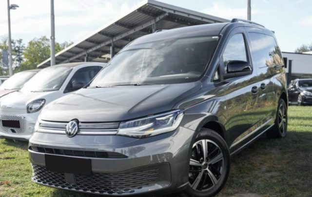 Volkswagen Caddy 2.0 TDI 122 CV DSG Style, del 2022, 43.600 km, in vendita a Pieve Di Cento (BO)