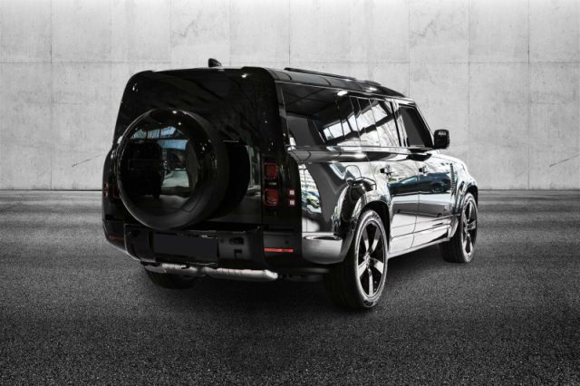 Land Rover Defender 130 3.0D I6 300 CV AWD Auto X-Dynamic HSE - foto 2 di 4