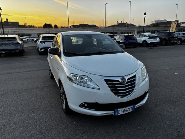 Lancia Ypsilon 1.2 69 CV 5 porte S&S Gold - foto 3 di 4