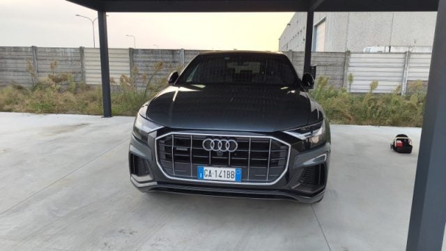 Audi Q8 50 TDI 286 CV quattro tiptronic - foto 4 di 4