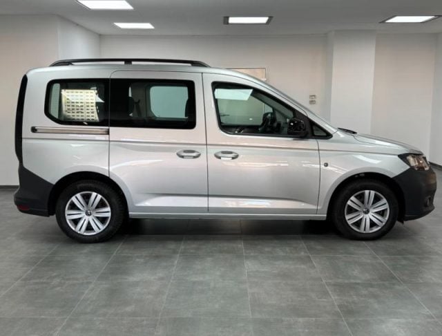 Volkswagen Caddy 2.0 TDI 122 CV 4Motion Space - foto 4 di 4