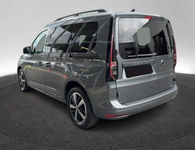 Volkswagen Caddy 2.0 TDI 122 CV DSG Style - foto 3 di 4
