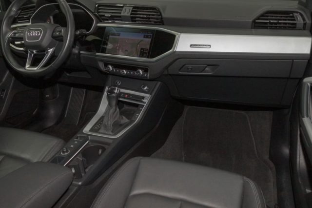 Audi Q3 40 TDI quattro S tronic - foto 3 di 4