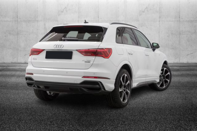 Audi Q3 40 TDI quattro S tronic - foto 2 di 4