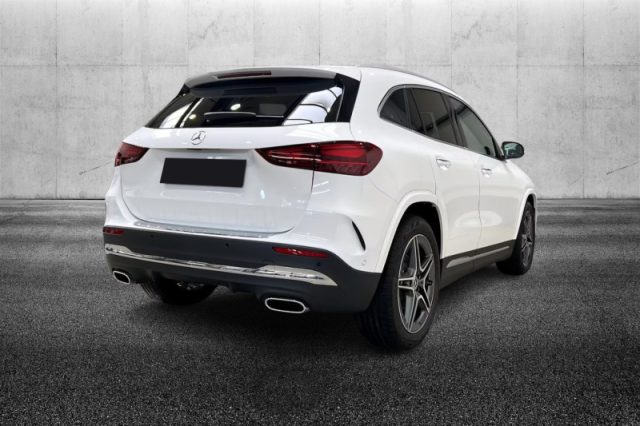 Mercedes-Benz GLA 200 d Automatic AMG Line Advanced Plus - foto 3 di 4