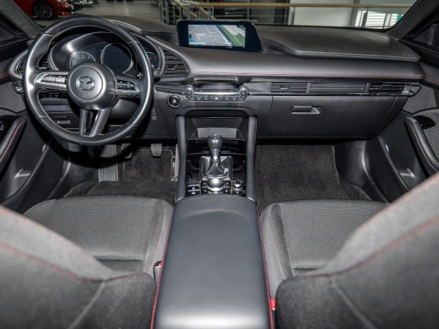 Mazda 3 2.0L eSkyactiv-G M-Hybrid 150 CV Homura - foto 2 di 4