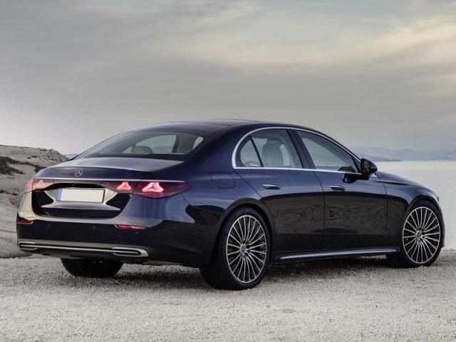 Mercedes-Benz E 300 de hybrid EQ 4Matic AMG Line Advanced Plus, in vendita a Pieve Di Cento (BO)