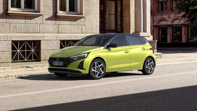 Hyundai i20 1.0 T-GDI DCT Connectline - foto 1 di 4