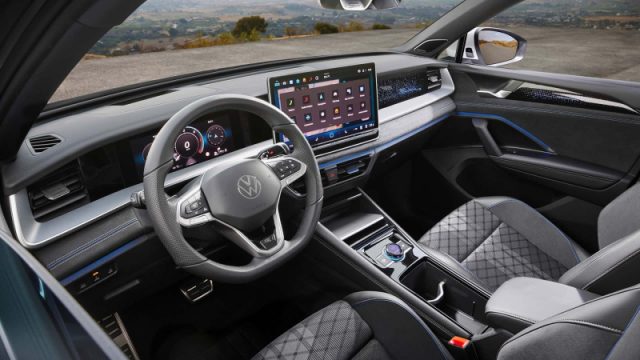 Volkswagen Tayron 1.5 eTSI ACT DSG Edition Plus nuovo a PIEVE DI CENTO