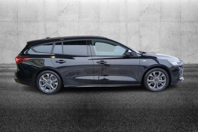 Ford Focus 1.0 EcoBoost Hybrid 155 CV Powershift SW ST-line - foto 3 di 4