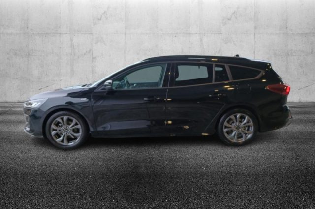 Ford Focus 1.0 EcoBoost Hybrid 155 CV Powershift SW ST-line - foto 4 di 4