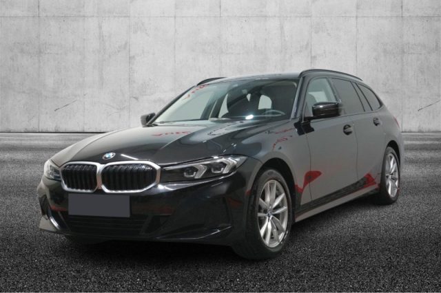 BMW 320 d 48V xDrive Touring - foto 2 di 4