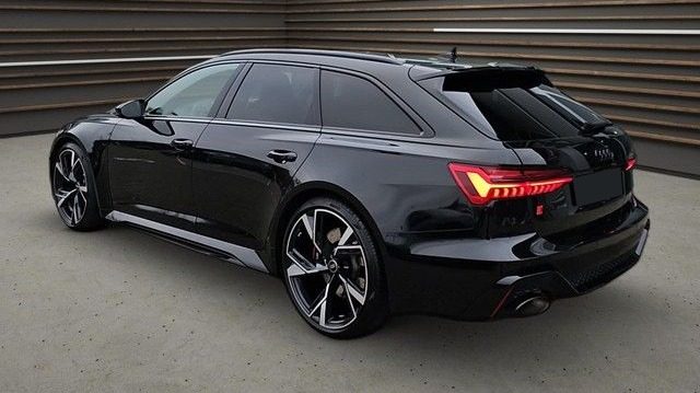 Audi RS6 Avant 4.0 TFSI V8 quattro tiptronic - foto 2 di 4