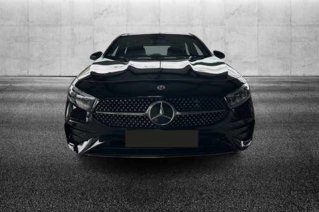Mercedes-Benz A 250 Automatic 4Matic AMG Line Premium - foto 4 di 4