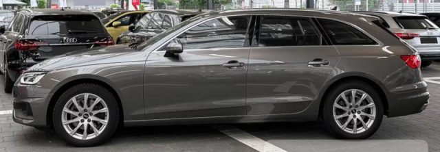 Audi A4 Avant 35 TFSI S tronic - foto 3 di 4