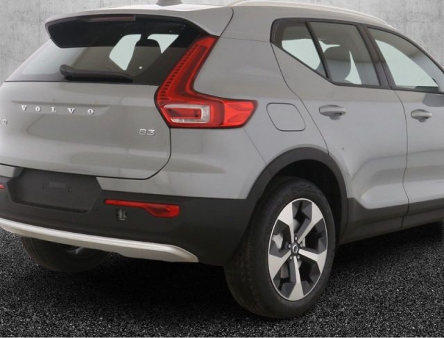 Volvo XC40 B3 automatico Core - foto 4 di 4