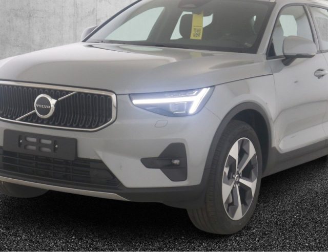 Volvo XC40 B3 automatico Core - foto 3 di 4