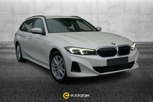 BMW 318 d 48V Touring - foto 1 di 4