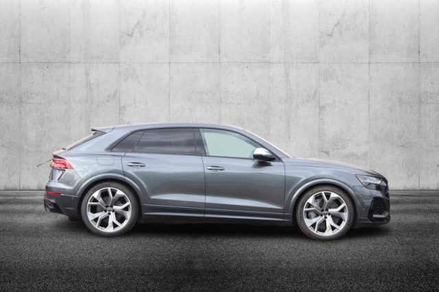 Audi RS Q8 TFSI V8 quattro tiptronic - foto 2 di 4