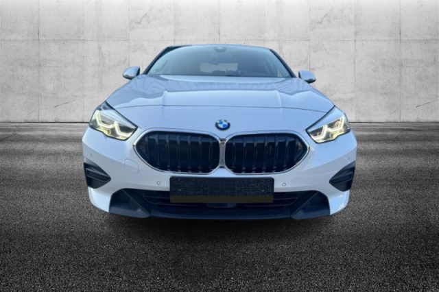 BMW 218 i Gran Coupé - foto 4 di 4