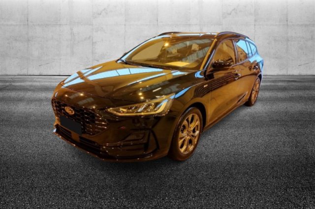 Ford Focus 1.0 EcoBoost Hybrid 125 CV SW ST-Line semestrale a PIEVE DI CENTO