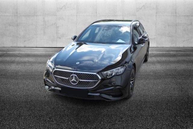 Mercedes-Benz E 220 d Mild hybrid S.W. AMG Line Advanced Plus - foto 2 di 4
