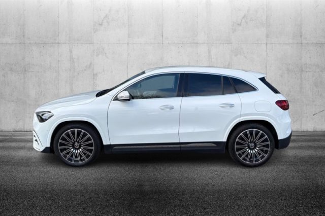 Mercedes-Benz GLA 200 Automatic AMG Line Premium - foto 3 di 4