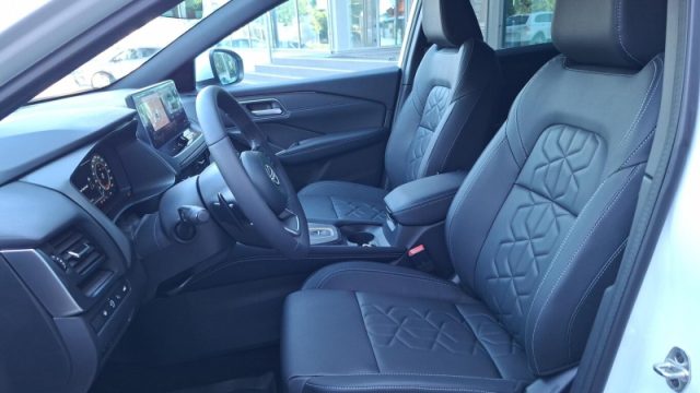Nissan Qashqai 1.3 DIG-T 160 CV Tekna km 0 a PIEVE DI CENTO
