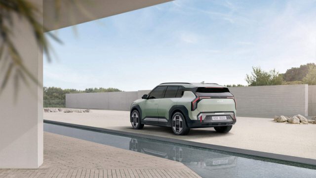 Kia EV3 81.4 kWh GT-line Plus nuovo a PIEVE DI CENTO