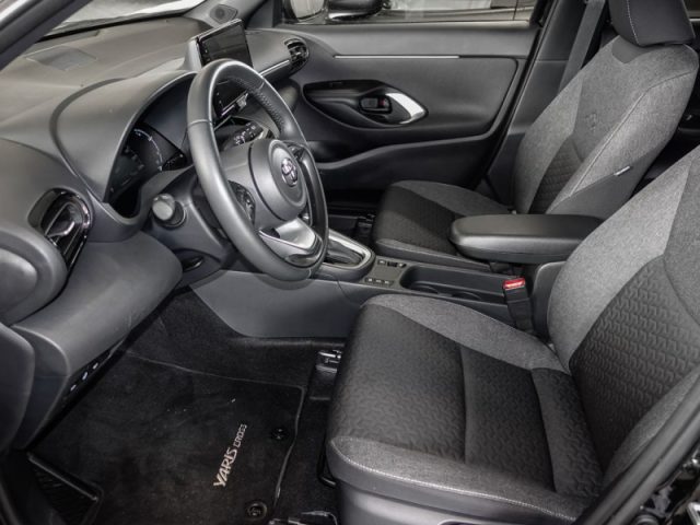 Toyota Yaris Cross 1.5 Hybrid 5p. E-CVT Trend - foto 3 di 4
