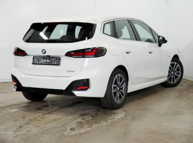 BMW 218 i Active Tourer Msport - foto 3 di 4
