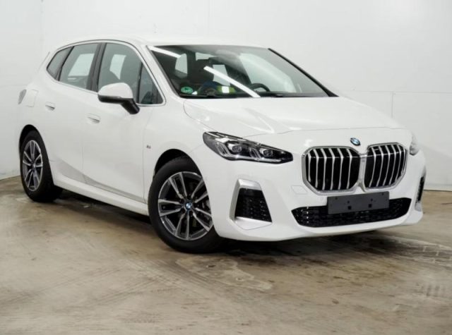 BMW 218 i Active Tourer Msport - foto 2 di 4
