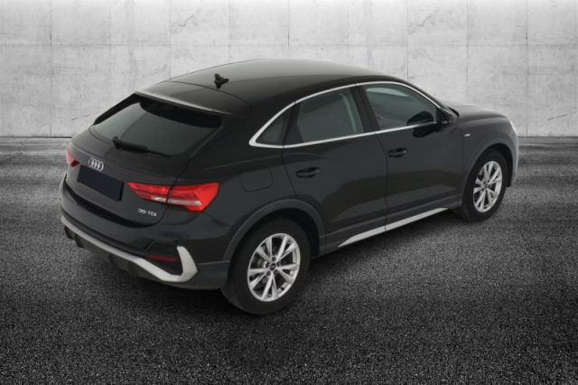 Audi Q3 SPB 35 TDI S tronic S line edition - foto 4 di 4