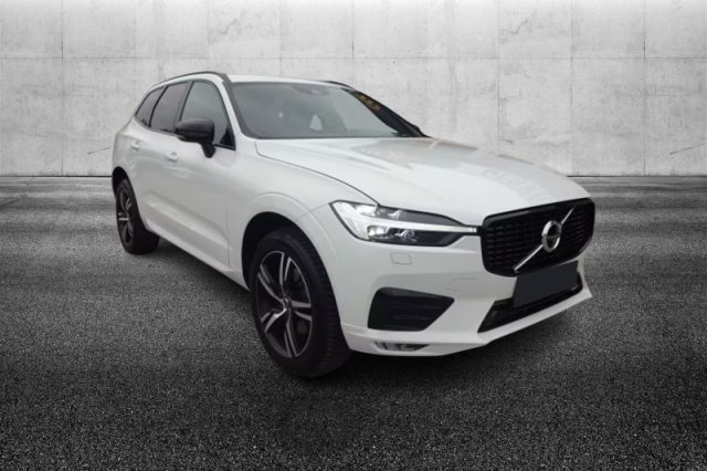 Volvo XC60 B4 Geartronic R-design - foto 3 di 4