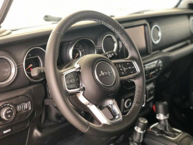 Jeep Gladiator 3.0 Diesel V6 Overland - foto 4 di 4