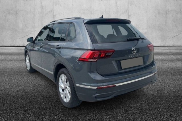 Volkswagen Tiguan 2.0 TDI 150 CV SCR DSG 4MOTION Life - foto 2 di 4