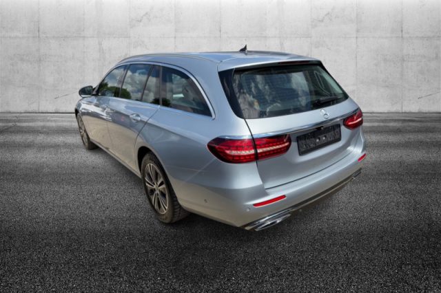 Mercedes-Benz E 220 d S.W. 4Matic Auto Business Sport - foto 4 di 4