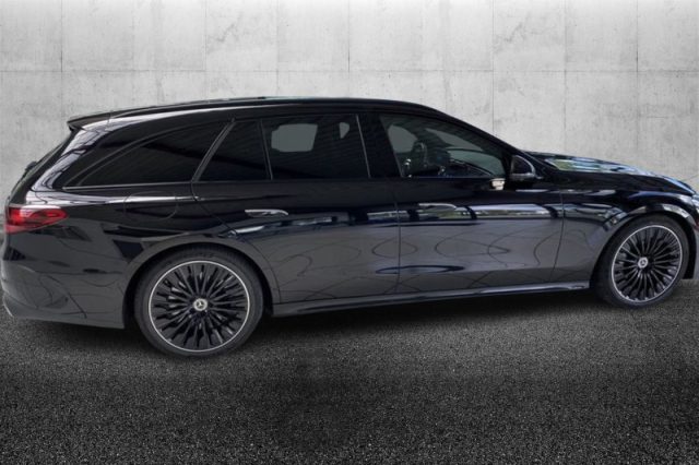 Mercedes-Benz E 300 de hybrid EQ 4Matic S.W. AMG Line Premium - foto 4 di 4
