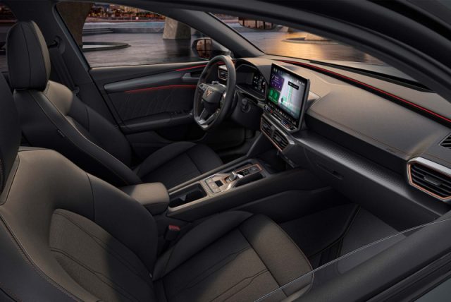 CUPRA Leon Sportstourer 1.5 e-Hybrid 272 CV DSG VZ Extreme, in vendita a Pieve Di Cento (BO)