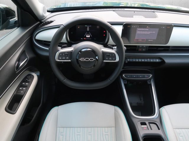 Fiat 600 Hybrid 100 CV DCT MHEV La Prima - foto 3 di 4