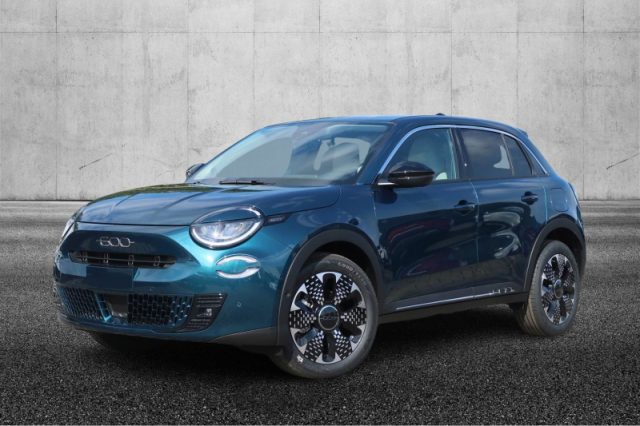 Fiat 600 Hybrid 100 CV DCT MHEV La Prima km 0 a PIEVE DI CENTO
