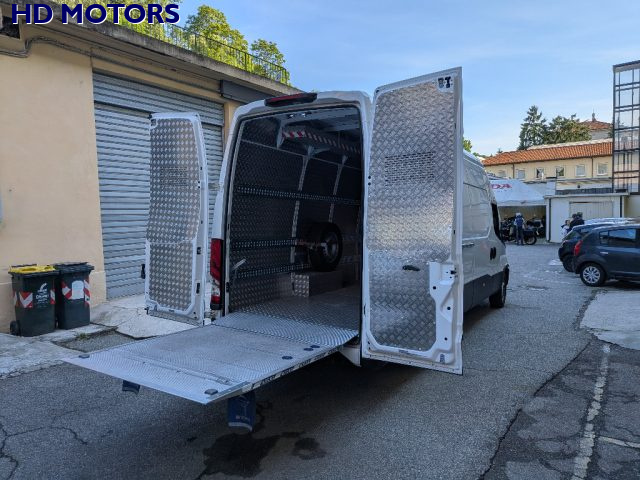Iveco Daily 35-160 SUPERLUNGO TA SPONDA IDRAULICA usato a TORINO
