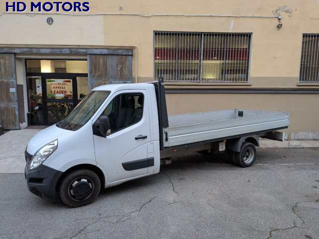 Renault Master T35 2.3 dCi/130 PL cassone 440 cassonato gemellato - foto 4 di 4
