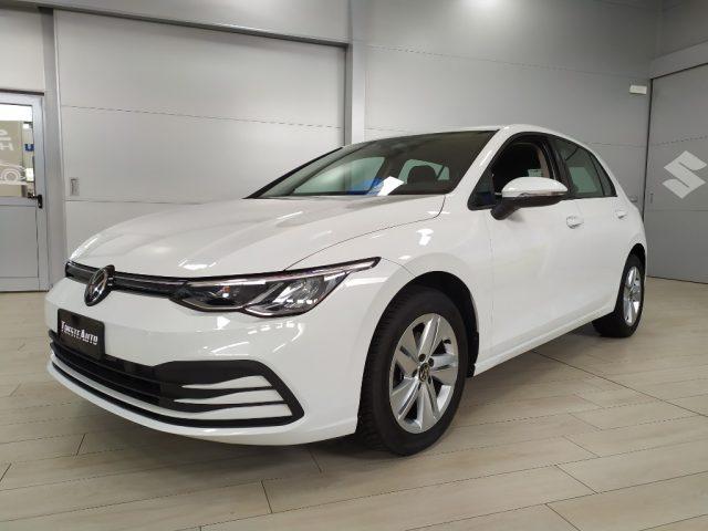Volkswagen Golf 2.0 TDI 115 CV SCR Life usato a MUGGIA