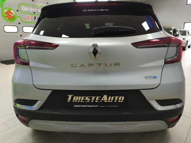 Renault Captur Full Hybrid E-Tech 145 CV Intens usato a MUGGIA
