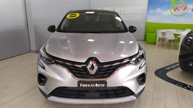 Renault Captur Full Hybrid E-Tech 145 CV Intens - foto 2 di 4