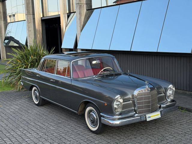 Mercedes-Benz 220 SE * TETTO APRIBILE * SERVICE BOOK * usato a SAONARA
