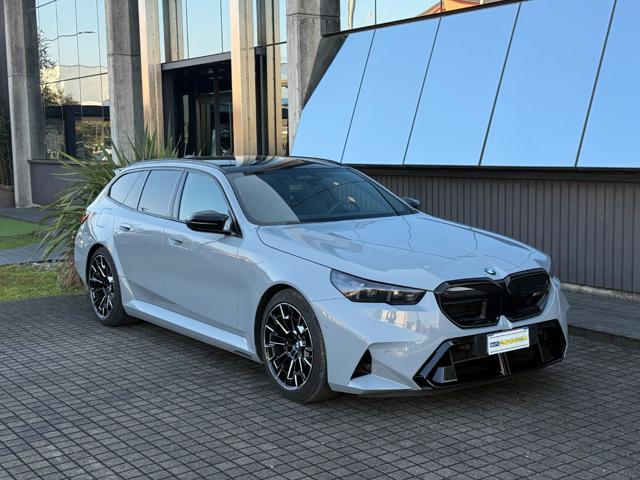 BMW M5 Touring * M DRIVE * CARBONIO * DRIVING ASSISTANT * - foto 2 di 4